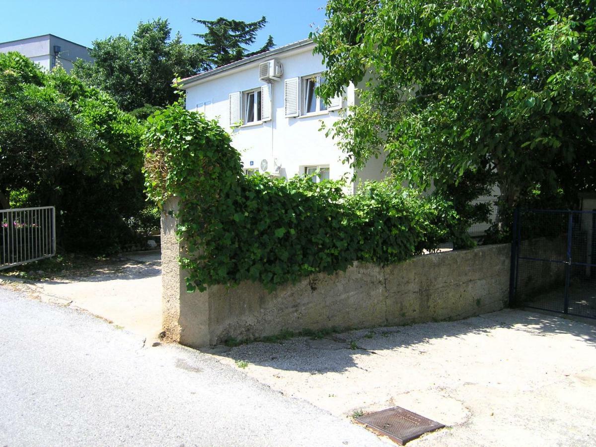 Apartment Danilo Krk Town Zewnętrze zdjęcie