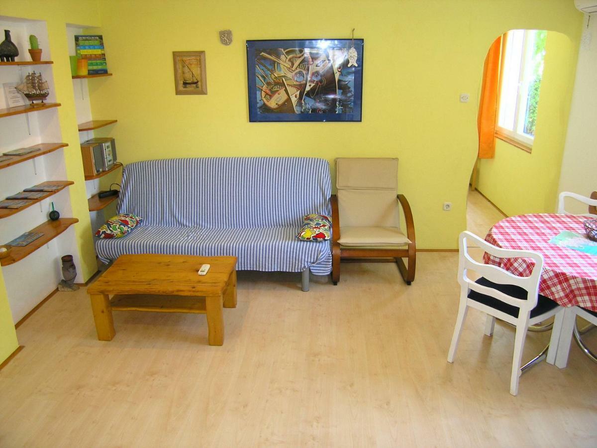 Apartment Danilo Krk Town Zewnętrze zdjęcie