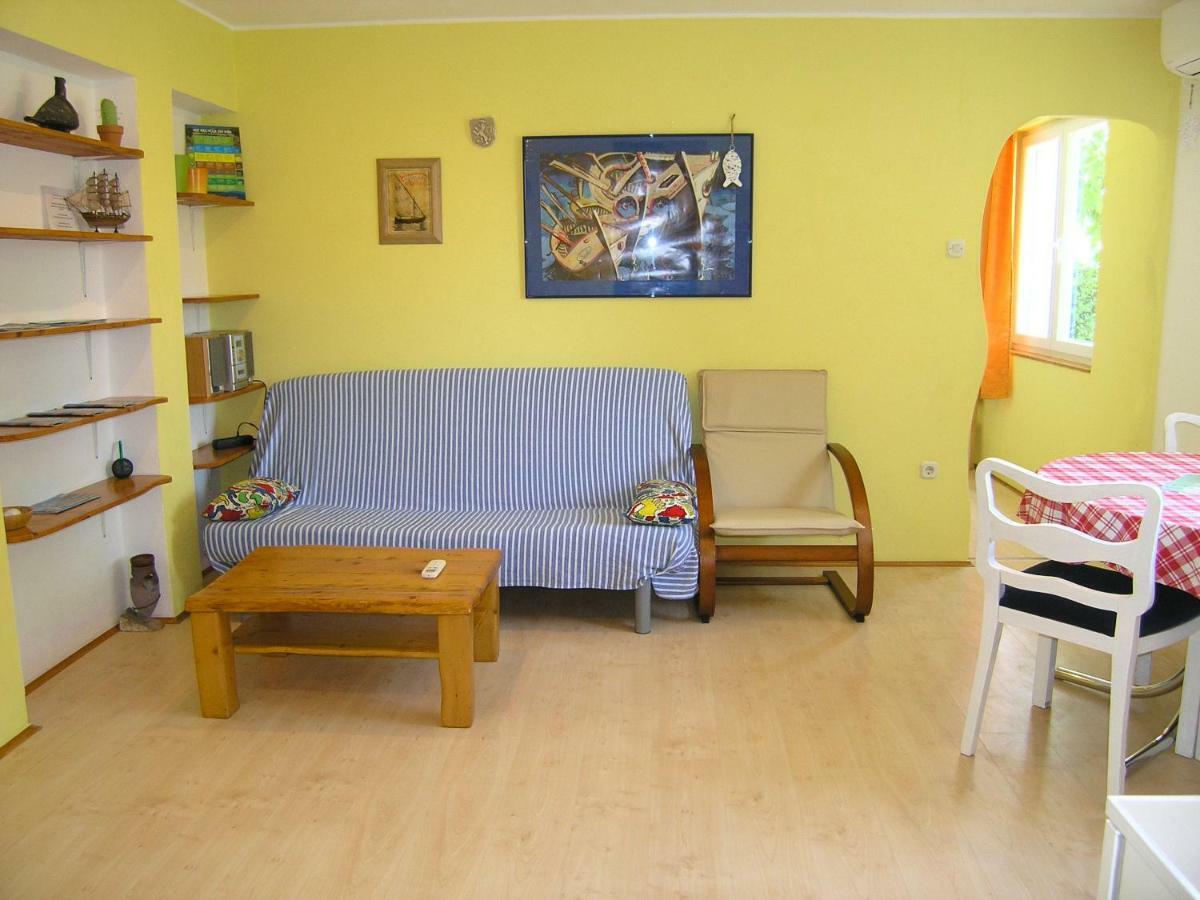 Apartment Danilo Krk Town Zewnętrze zdjęcie